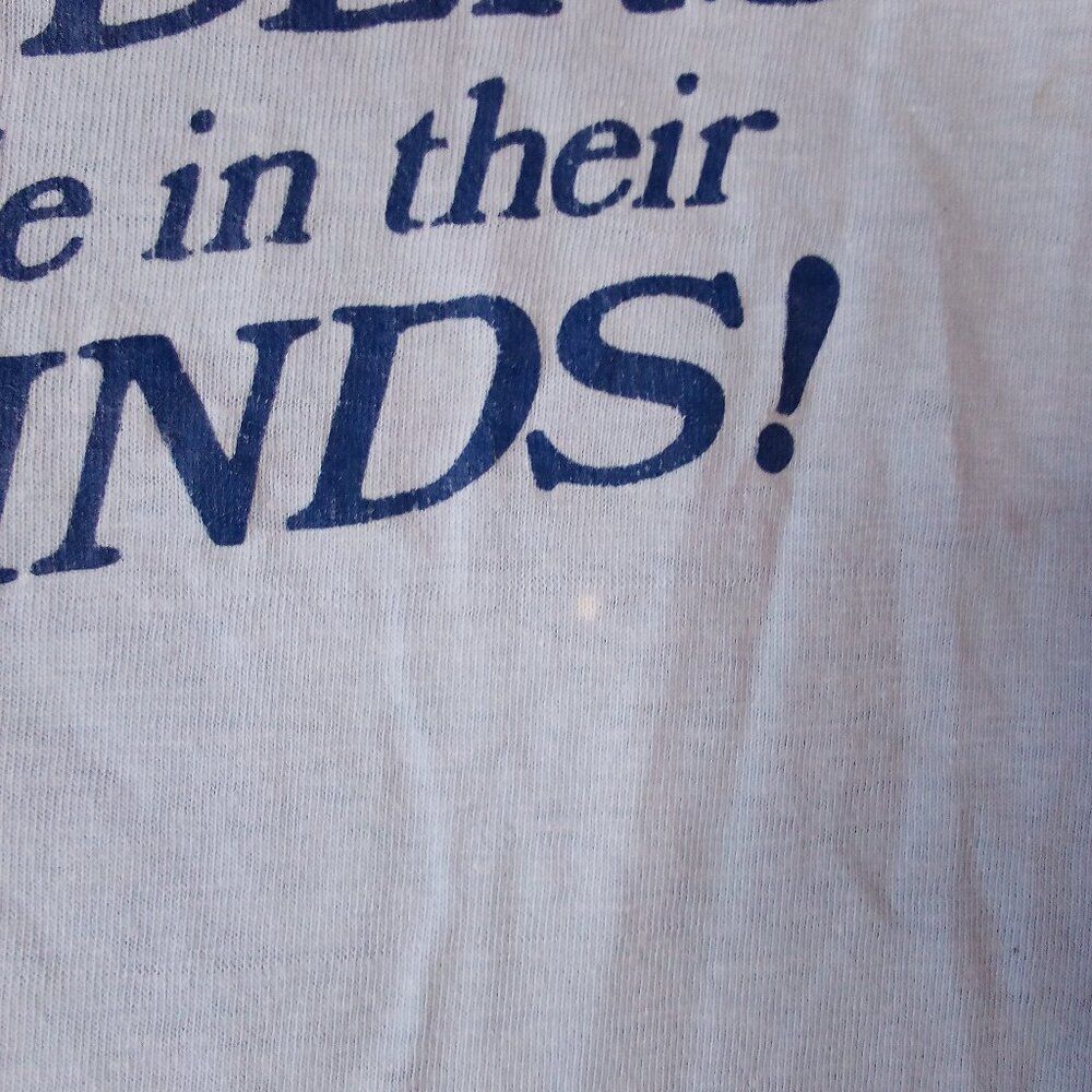Vintage Left Handers Right Mind Pun T-Shirt - Picture 3 of 7